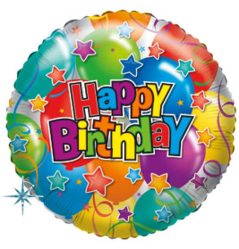 Runder Ballon mit Happy Birthday-Schriftzug, bunten Sternen, weiteren Ballons und Luftschlangen auf glänzendem Grund.