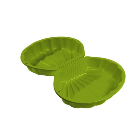 Grüne Muschel-Sandkiste aus Kunststoff mit zwei geöffneten Hälften, leer.