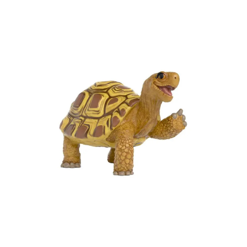 Gelb-braune Spielzeug-Schildkröte mit offenem Maul und erhobener Vorderpfote vor weißem Hintergrund.