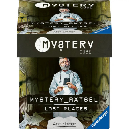Cover von Mystery Rätsel Lost Places: Ein Arzt mit Papieren steht in einem überfüllten, alten Büro.