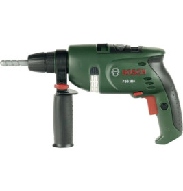 Grüne Bosch-Bohrmaschine mit Seitenhandgriff und eingesetztem Bohrer auf weißem Hintergrund.