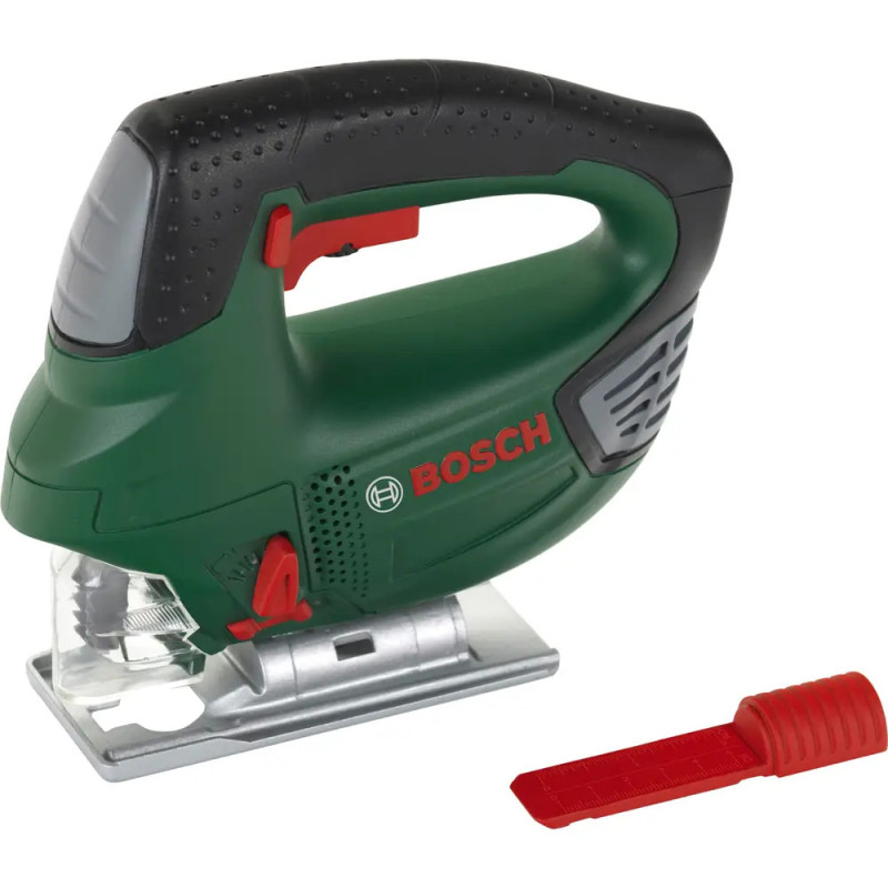 Eine grün-schwarze Bosch-Stichsäge mit rotem Klingenschutz liegt auf weißem Hintergrund. Eine grün-schwarze Bosch-Stichsäge mit rotem Klingenschutz liegt auf weißem Hintergrund.