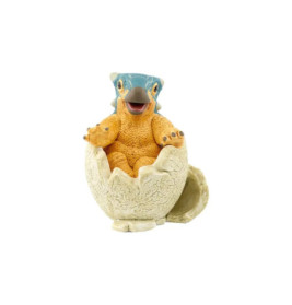 Eine Babydinosaurier-Figur mit blauem Kopf und orangem Körper schlüpft aus einem aufgebrochenen Ei.