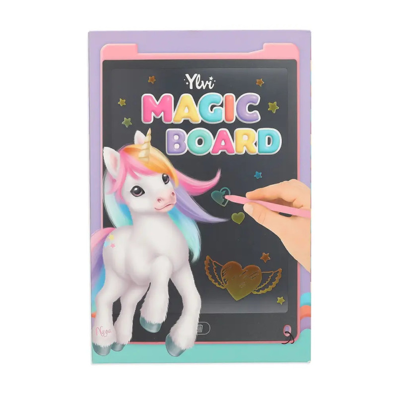 Eine Hand zeichnet ein Herz auf ein digitales Board mit Einhorn und buntem MAGIC BOARD-Schriftzug.