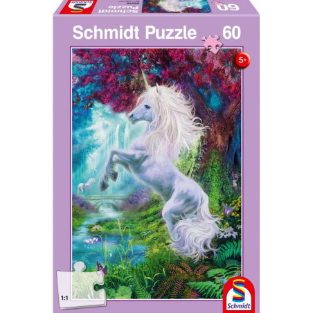 60-teiliges Schmidt-Puzzle mit einem weißen, sich aufbäumenden Einhorn im bunten Märchenwald mit Wasserfall.