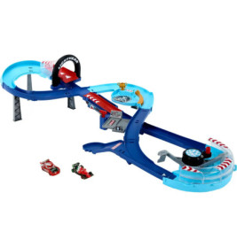 Eine Spielzeug-Rennstrecke mit zwei Autos.