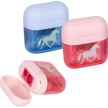 Zwei bunte Ohrhörerhüllen mit Pferdemotiven, eine rosa, eine blau, eine davon ist geöffnet.