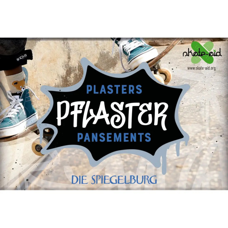 Zwei Skateboarder in Sneakers, Text: Pflaster, Die Spiegelburg, skate-aid.org.
