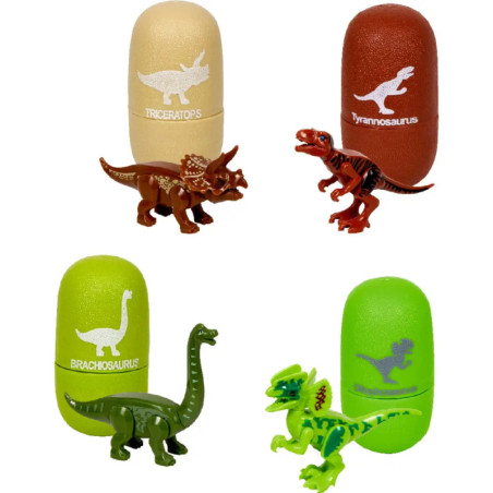 Vier Dinosaurier-Figuren mit passenden Kapseln: Triceratops, Tyrannosaurus, Brachiosaurus, Dilophosaurus.