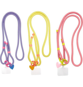Drei bunte Schlüsselbänder in Lila, Gelb und Pink, jeweils mit Herzanhänger und Klarsichthülle.