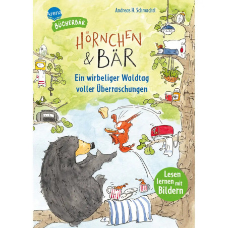 Bär und Eichhörnchen trinken Tee im Baum, umgeben von Vögeln deutscher Buchumschlag.