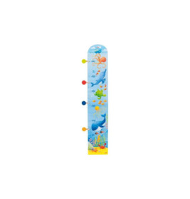 Bunte Wachstumstabelle für Kinder mit Meerestieren wie Haien, Fischen und Schildkröten auf blauem Hintergrund.