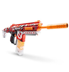 Spielzeug-Dartblaster in Orange, Weiß und Rot mit Klarmagazin und XSHOT-Logo an der Seite.