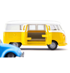 VW T1 mit Anhänger und VW Käfer