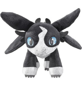 Plüsch-Drache mit schwarz-weißen Schuppen, blauen Augen und großen, nach vorn gerichteten Ohren.