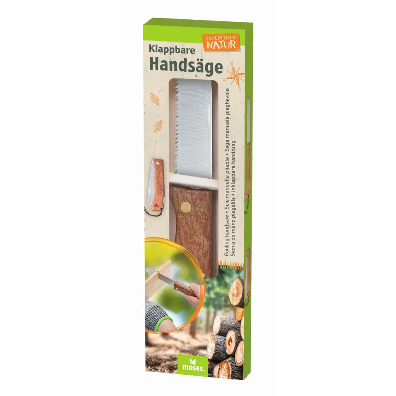 Verpackung einer klappbaren Handsäge mit Holzgriff von Expedition Natur. Verpackung einer klappbaren Handsäge mit Holzgriff von Expedition Natur.