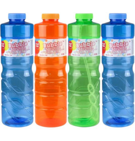Vier Flaschen Seifenblasenlösung in Blau, Orange und Grün mit bunten Etiketten.