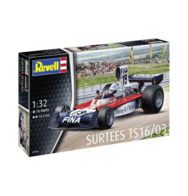 Revell-Bausatz Surtees TS16/03 F1, Maßstab 1:32, mit Auto auf Rennstrecke abgebildet.
