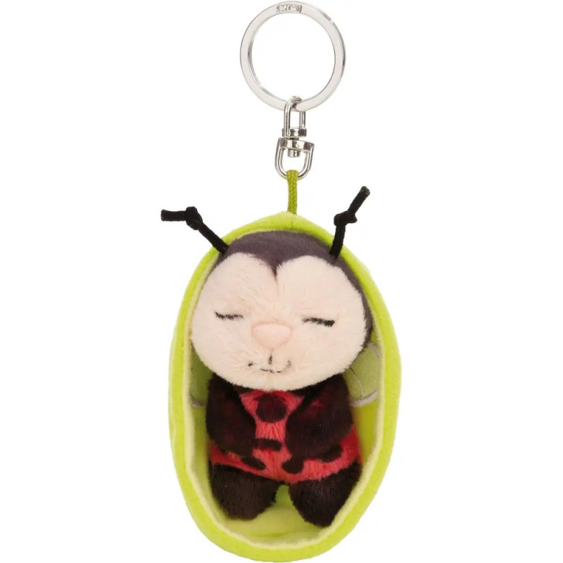 Plüsch-Marienkäfer-Schlüsselanhänger mit geschlossenen Augen, schwarzen Fühlern und grünem Etui.