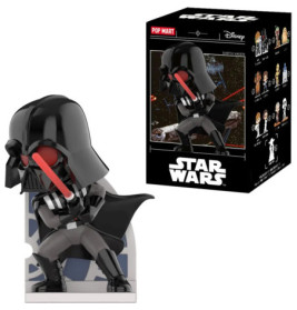 Darth Vader Vinylfigur mit rotem Lichtschwert und passender Star Wars Box von Pop Mart und Disney.