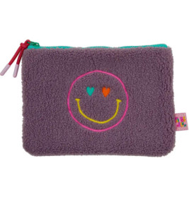 Lila flauschiges Täschchen mit Reißverschluss und gesticktem Smiley mit herzförmigen Augen vorne.