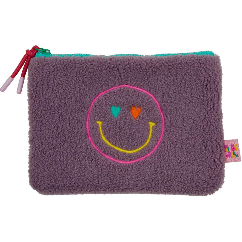 Lila flauschiges Täschchen mit Reißverschluss und gesticktem Smiley mit herzförmigen Augen vorne.