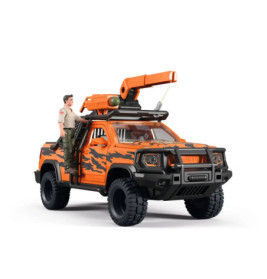 Abenteuerfahrzeug im Dschungel