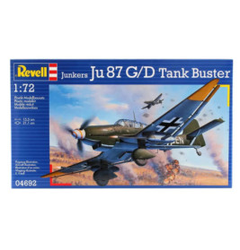 Revell-Bausatz mit Junkers Ju 87 G/D im Flug, Explosionen am Boden.