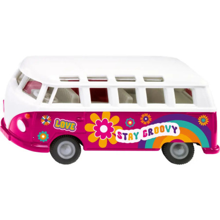 Bunter Spielzeug-Van mit LOVE- und STAY GROOVY-Schriftzug, Blumen und Regenbogen-Dekor an der Seite.
