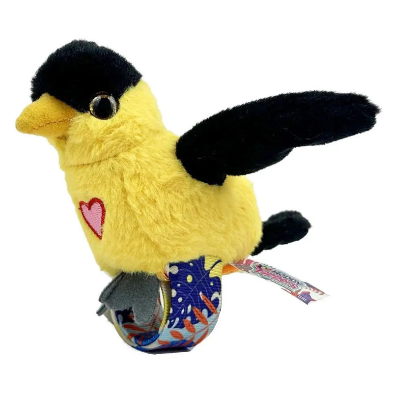 Plüsch-Gelbvogel mit schwarzen Flügeln und Herz-Patch auf buntem, gemustertem Armband. Plüsch-Gelbvogel mit schwarzen Flügeln und Herz-Patch auf buntem, gemustertem Armband.
