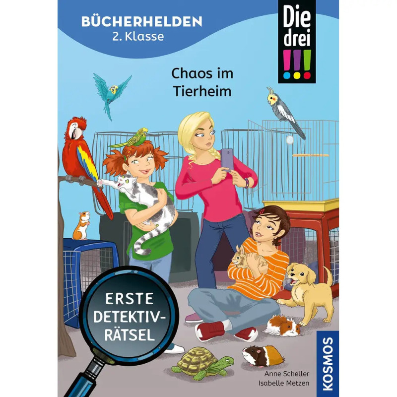 Drei Kinder und verschiedene Tiere in einem Tierheim auf einem Buchcover, Vögel fliegen, Hunde spielen.