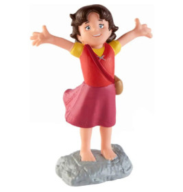 Figur einer lächelnden, barfuß auf einem Felsen stehenden Mädchenfigur mit ausgebreiteten Armen im roten Kleid und Weste.