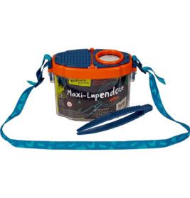 Klare Insekten-Box mit blauem Gurt, orangem Deckel, Lupe und blauer Pinzette.