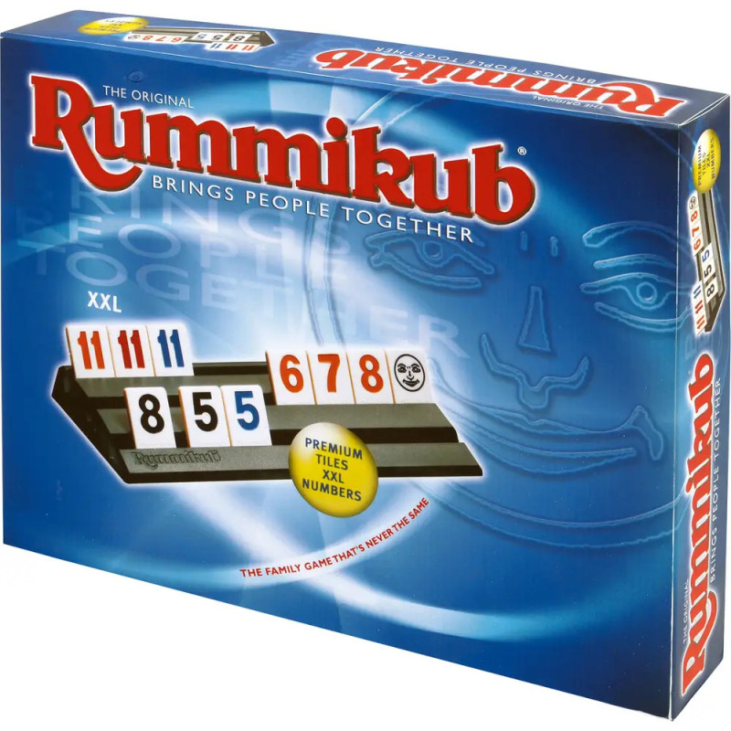 Blaue Rummikub-Box mit Zahlensteinen auf einem Halter und dem Aufdruck Bringt Menschen zusammen. Blaue Rummikub-Box mit Zahlensteinen auf einem Halter und dem Aufdruck Bringt Menschen zusammen.