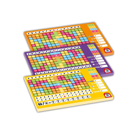Drei bunte Spielstandzettel mit Rastern, Buchstaben, Zahlen und Feldern zur Summenberechnung.