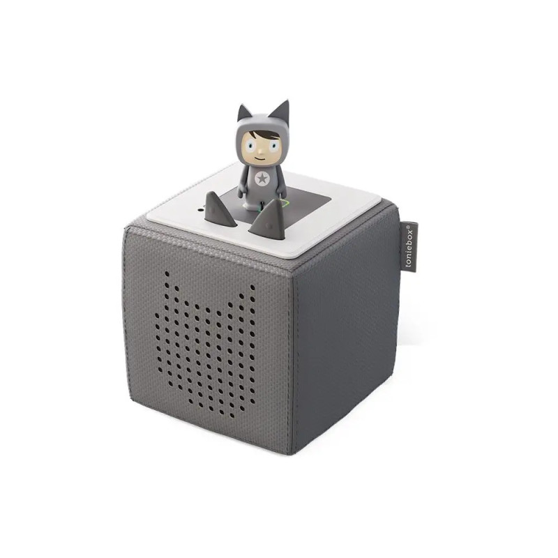 Graue Toniebox mit katzenförmiger Figur als Hörspielspieler für Kinder. Graue Toniebox mit katzenförmiger Figur als Hörspielspieler für Kinder.