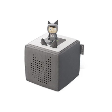 Graue Toniebox mit katzenförmiger Figur als Hörspielspieler für Kinder. Graue Toniebox mit katzenförmiger Figur als Hörspielspieler für Kinder.